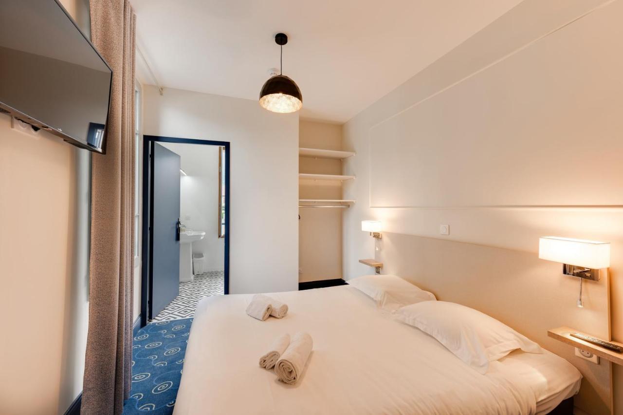 Le Pavillon Des Fleurs Hotel Menthon-Saint-Bernard Luaran gambar