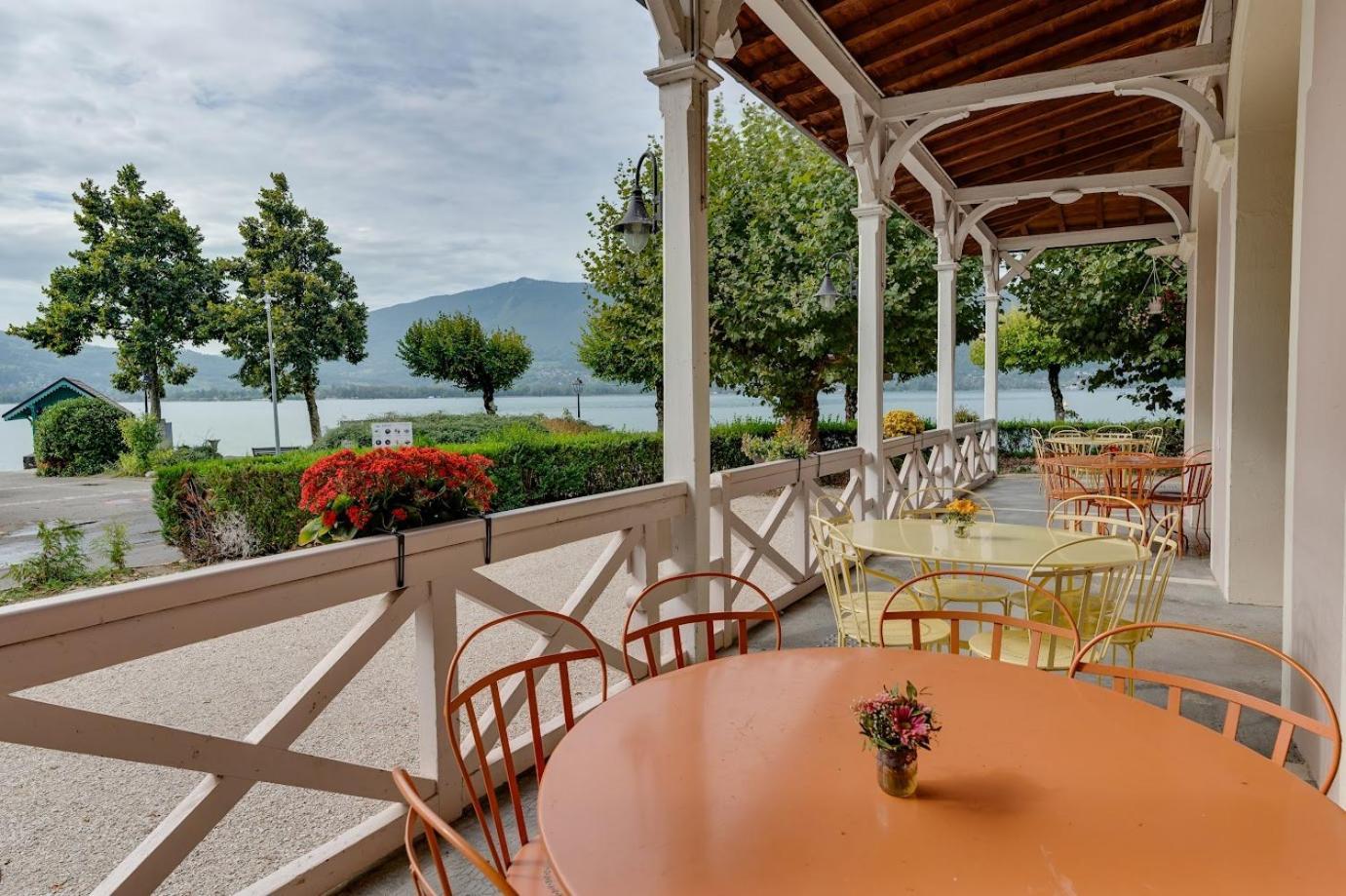 Le Pavillon Des Fleurs Hotel Menthon-Saint-Bernard Luaran gambar